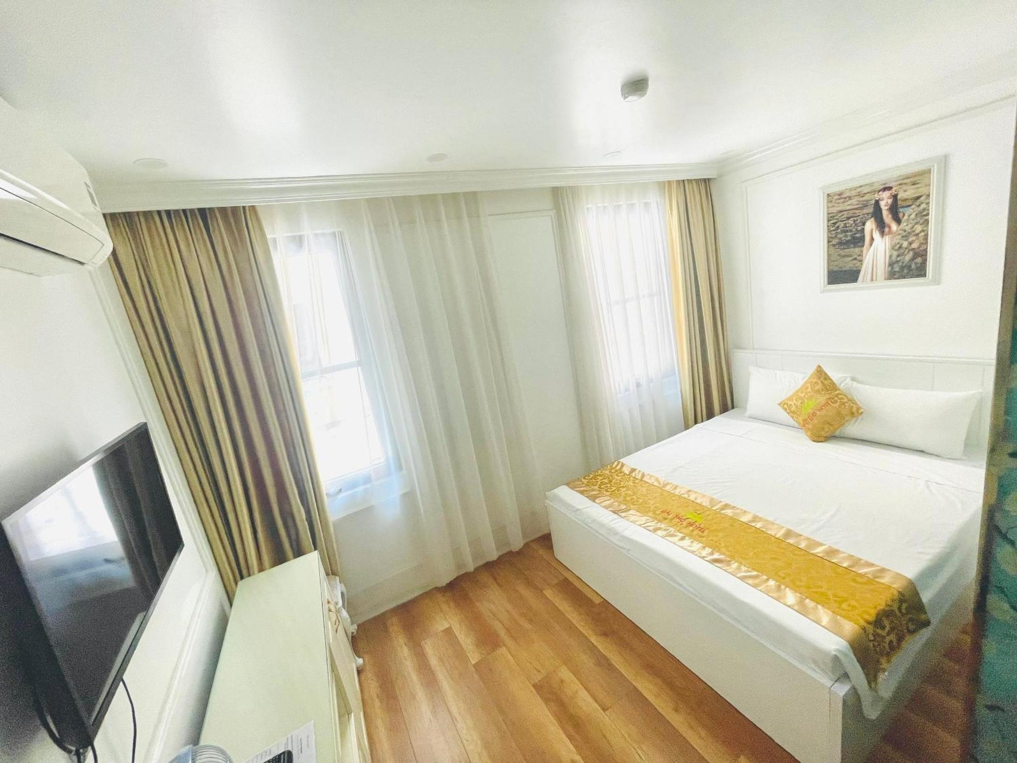 Bai Tho Mountain Hotel Ha Long Exterior foto